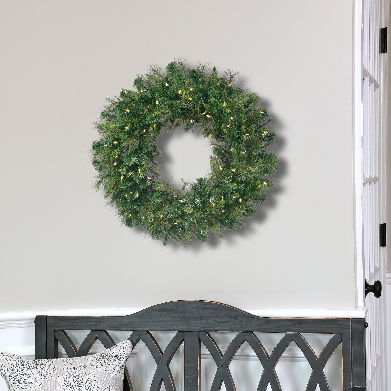 LED Belgium Mix Wreath, 24" W x 24" H x 5" D