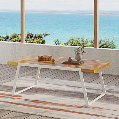 Table de salle à manger d'extérieur