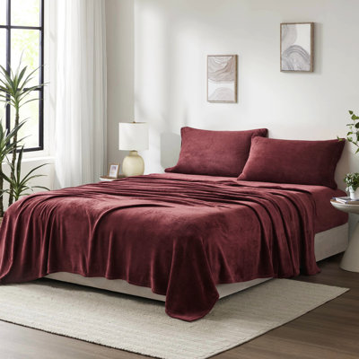 Ensemble de 4 draps pleine grandeur de couleur bourgogne - 100% ultra doux et confortable, brossé des deux côtés pour plus de chaleur en velours