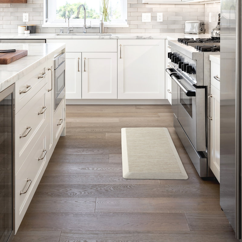 Tapis de cuisine Martha Stewart Mira, Beige, Rectangle 1 pi 8 po x 3 pi 3 po