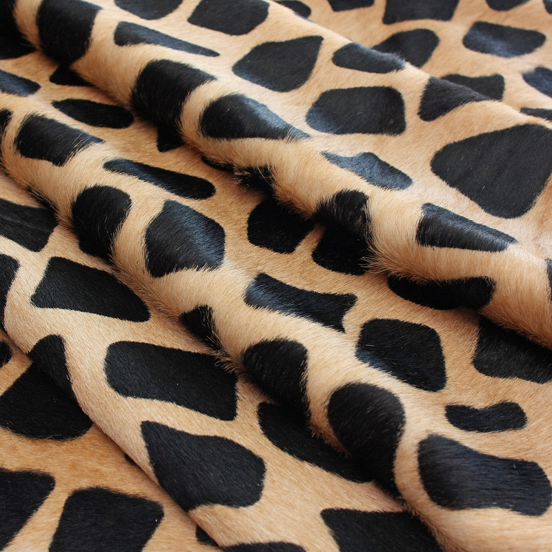 Tapis en cuir de vache Fortin, Rectangle 5 pi x 7 pi