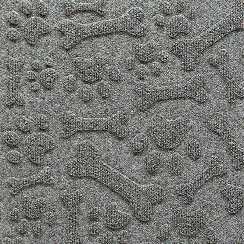 Tapis pour animaux intérieur et extérieur WaterHog® Paw and Bones 18 po x 28 po WaterHog®, Gris moyen, Oui