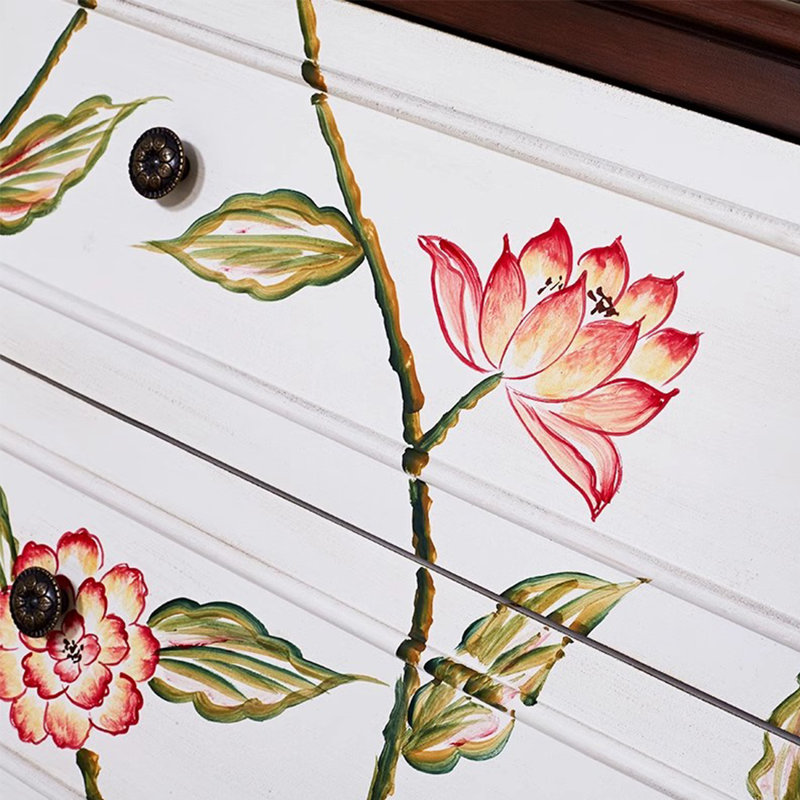Commode décorative peinte de façon créative