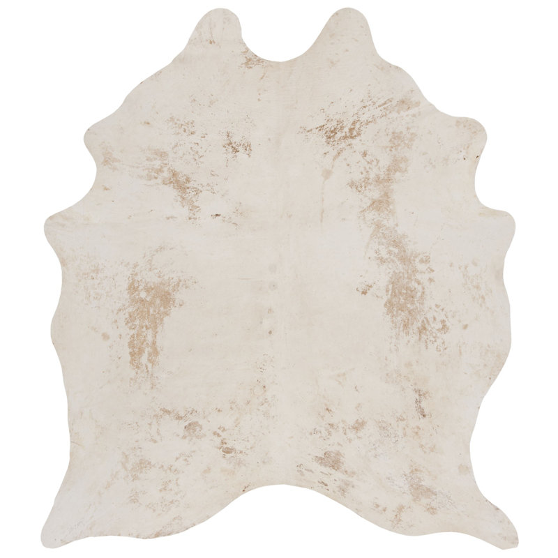 Lilly Cowhide Tan Area Rug