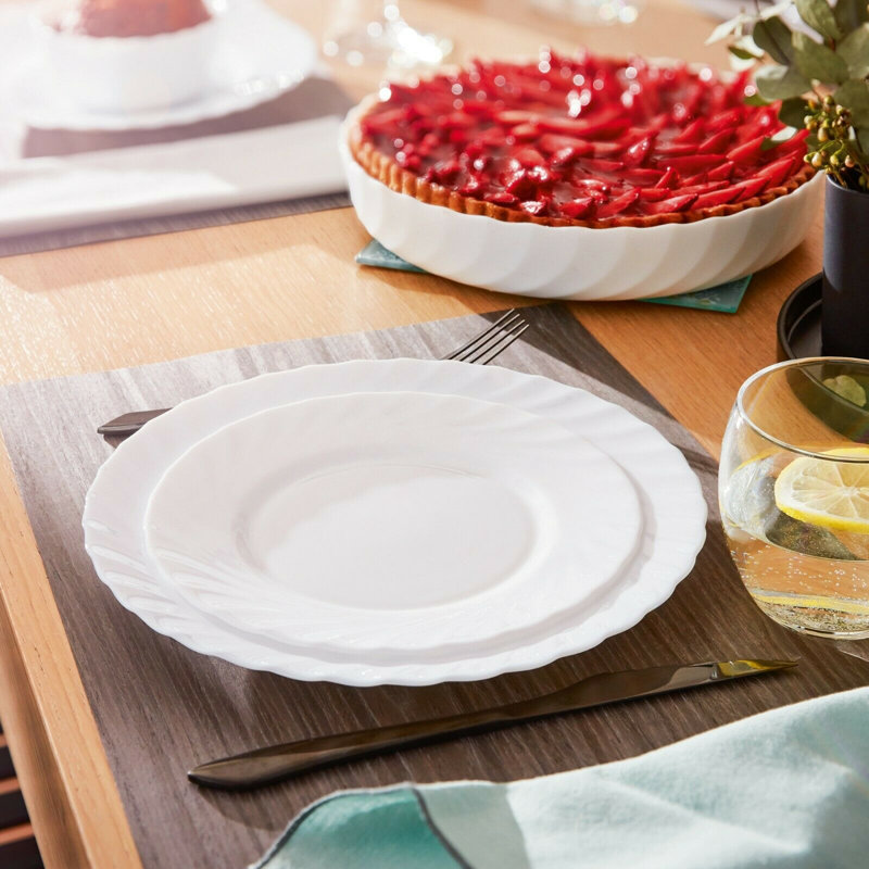 Trianon 18 Piece Dinnerware Set - Service for 6