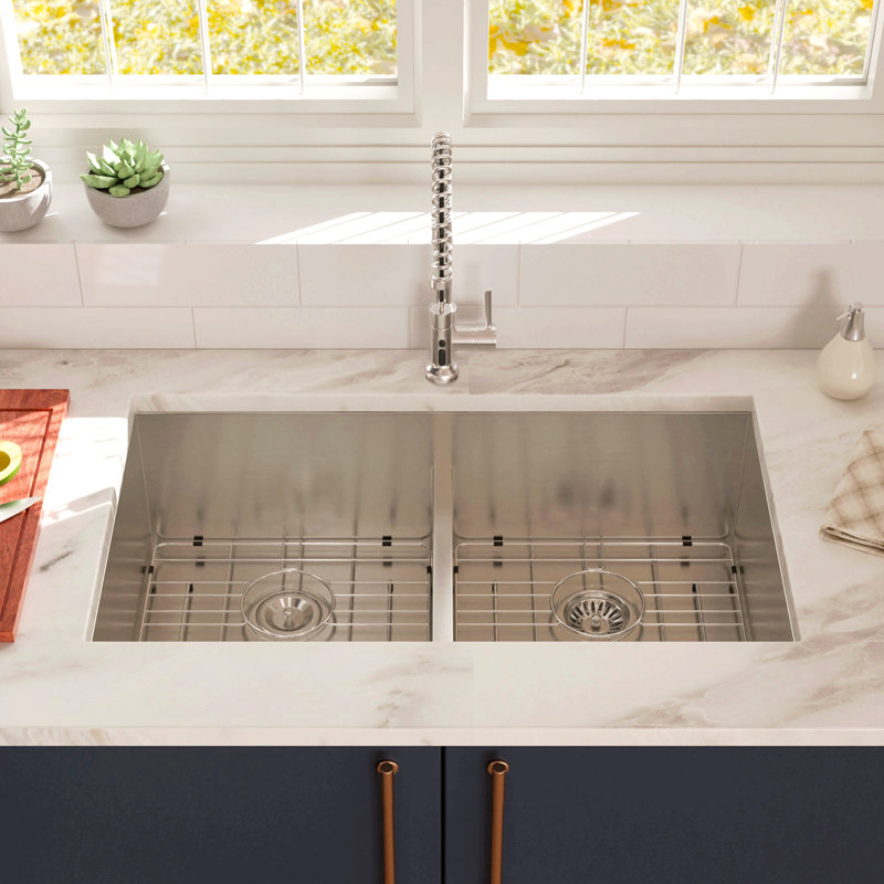 Double Bowl(50/50) Undermount Sink- Double Bowl Kitchen Sink 16 Gauge With Two 10" Deep Basin