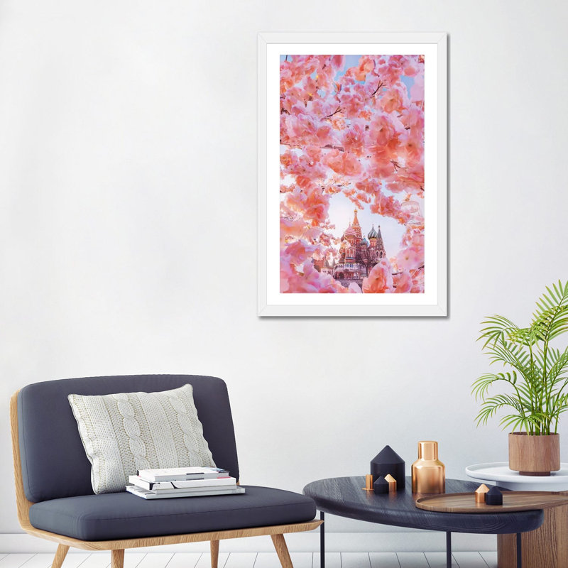Le Moscow Spring par Hobopeeba-reproduction de photo, H 32 po x l 24 po x P 1 po, Papier encadré blanc, Blanc