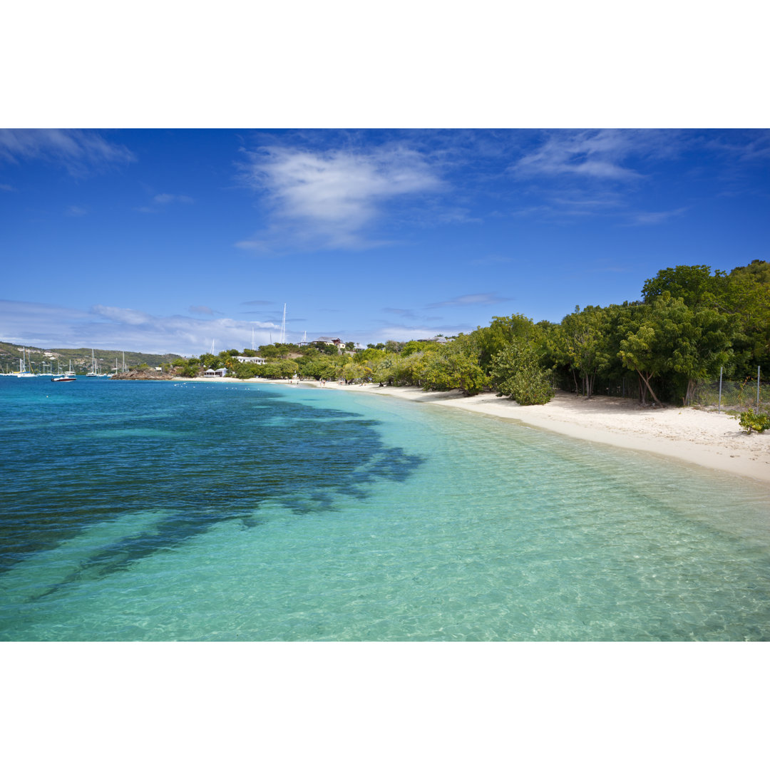 Pigeon Beach, Antigua