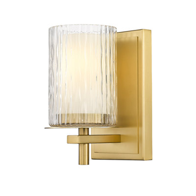 Roddrick Steel Wallchiere