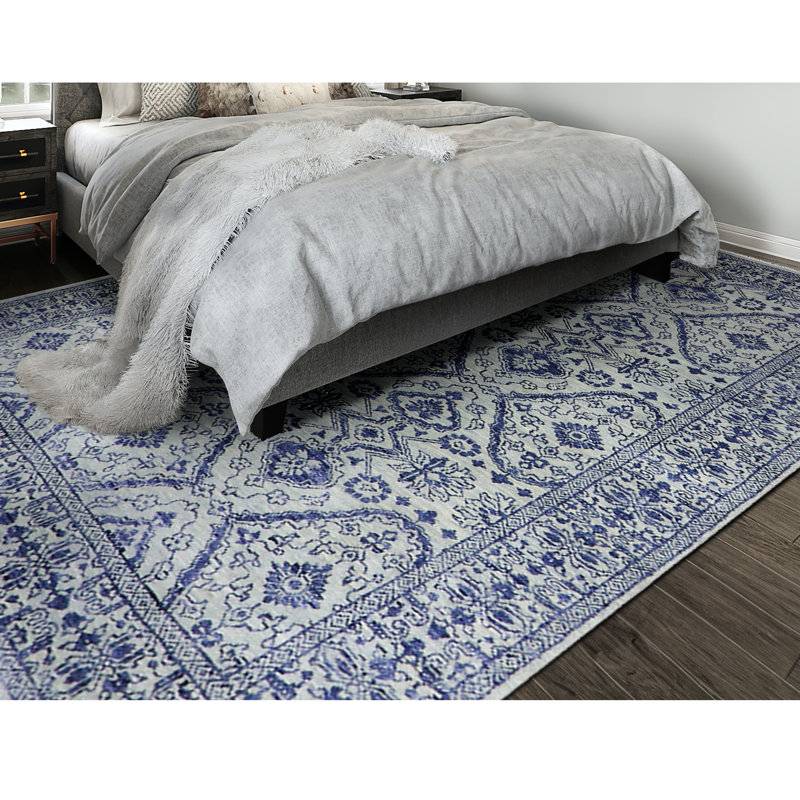 Oriental Area Rug, Rectangle 4'1" x 6'1"