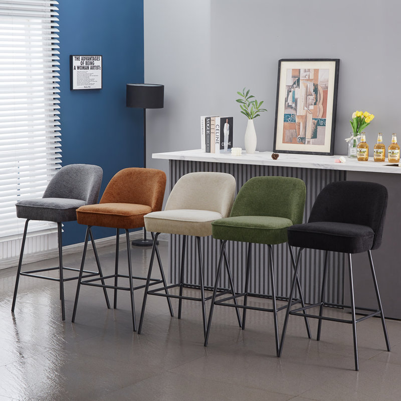 Tabouret de bar rembourré en tissu Kalleigh, Gris
