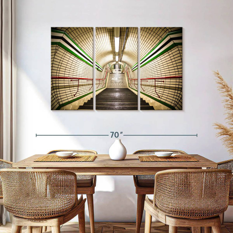 Lilie Subway Staircase, 36" H x 57" W