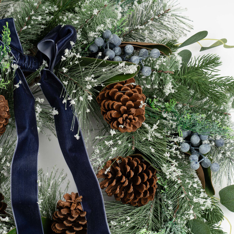 60cm Wreath With Bow