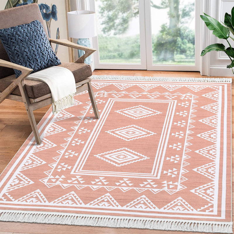 Dagmara Washable Geometric Indoor Rug, Rectangle 5' x 7'
