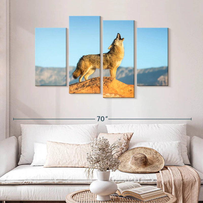 Howling Coyote