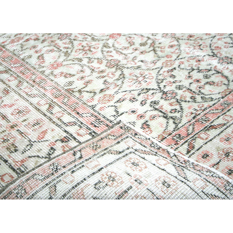 Tapis rose / gris clair en laine noué à la main de conception unique des années 1960 de taille 6 pi x 9 pi 6 pi 6 po x 10 pi 2 po
