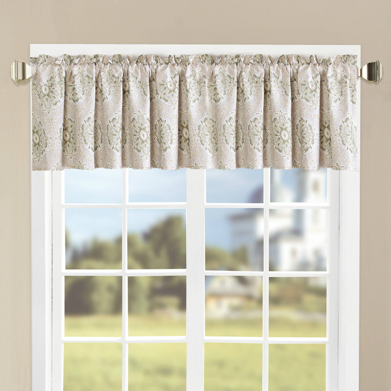 Bloom Medallion Ikat Scalloped 60'' W Window Valance in