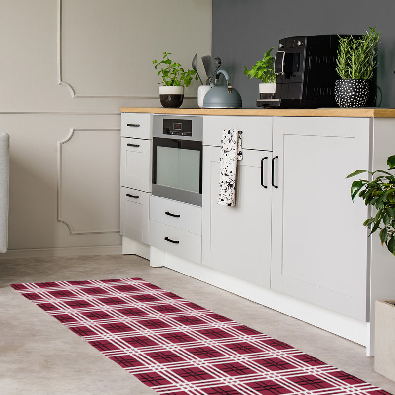 Plaid Indoor Rug, Runner 2'6" x 8'