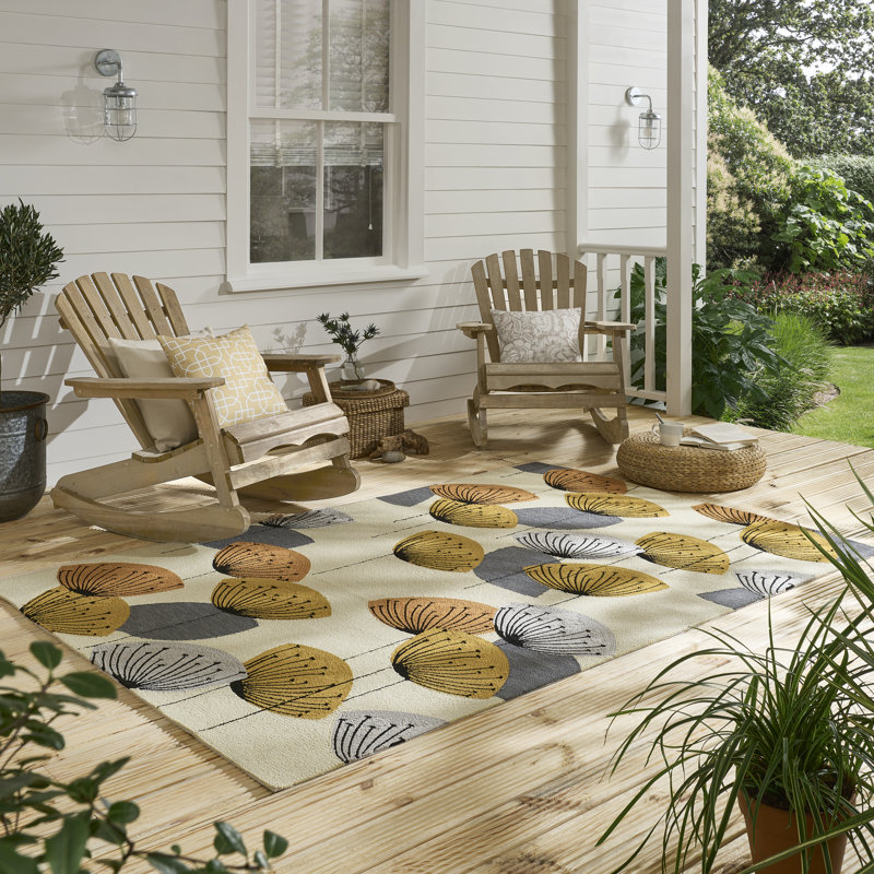 Floral Area Rug in Beige/Yellow/Gray, Rectangle 6'7" x 9'2"