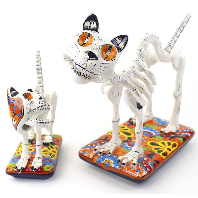 Sculpture de chat Dia De Muertos, H 10 po x l 4 po x P 11 po