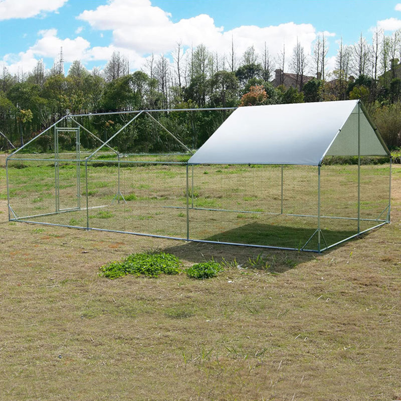 Cage à poules en métal avec cage imperméable et anti-UV pour utilisation dans une cour extérieure avec toit pointu 