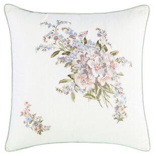 Salado Scalloped Edges Throw Pillow, Floral Medallion, 18x18