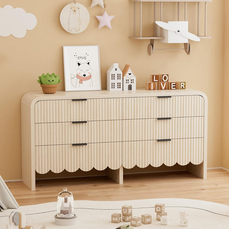 Commode 6 tiroirs avec panneau ondulé cannelé