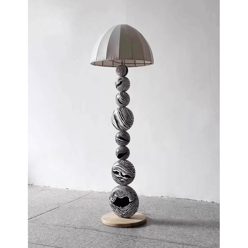 Luminaire de plancher empilé à motif zébré