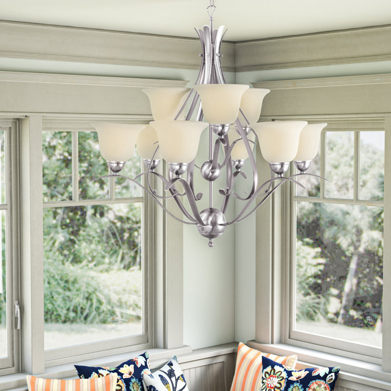 Lustre traditionnel à 9 lumières Baronne, Nickel brossé