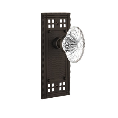 Plaque artisanale avec bouton de porte ovale en cristal cannelé