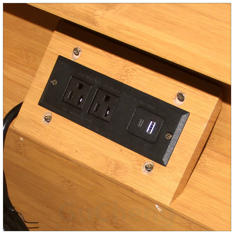 Table de chevet moderne à deux tiroirs avec station de charge intégrée et façades en miroir pour plus de commodité et de style