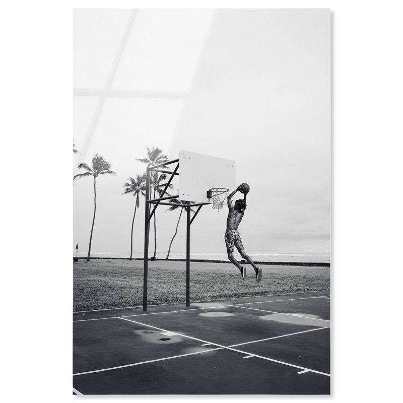«Basketball Beach», reproduction d'art acrylique encadrée par Notoriart, H 45 po x l 30 po