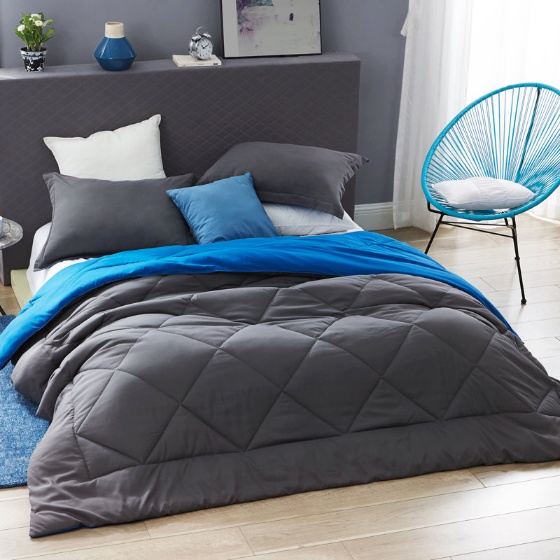 Modern & Contemporary Microfiber / Polyester Geometric Shapes Comforter, Full Comforter + 2 Standard Shams
