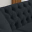 Luxueux canapé Chesterfield 2 places avec design capitonné, accoudoirs roulés, garniture cloutée et coussins pour les espaces de vie-20865550