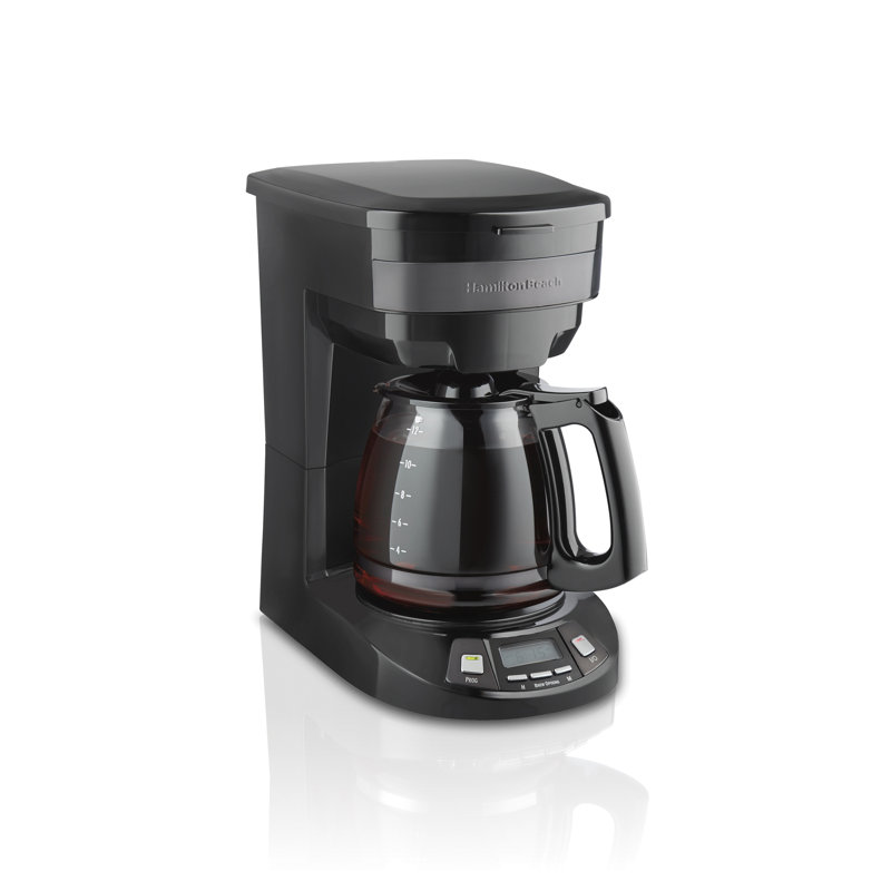 Cafetière programmable Hamilton Beach® d'une capacité de 12 tasses, Noir / gris foncé