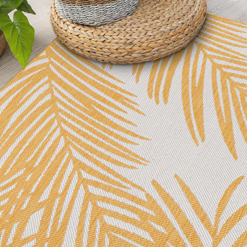 Edwardsville Floral Yellow/Cream Indoor & Outdoor Area Rug, Rectangle 5' x 7'