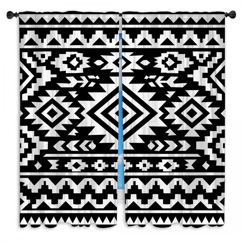 Rideaux obscurcissant noir et blanc à motif aztèque - 2 panneaux, 40in x 82in - 2 panels, Room Darkening