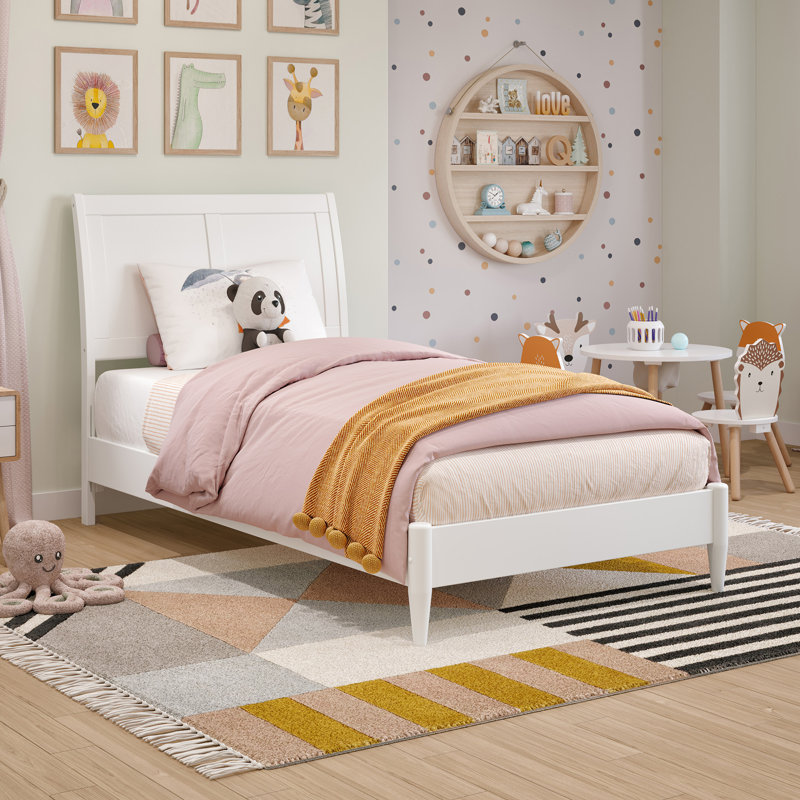 Lit plateforme en bois massif avec pied de lit assorti Ambrey, Simple, Blanc