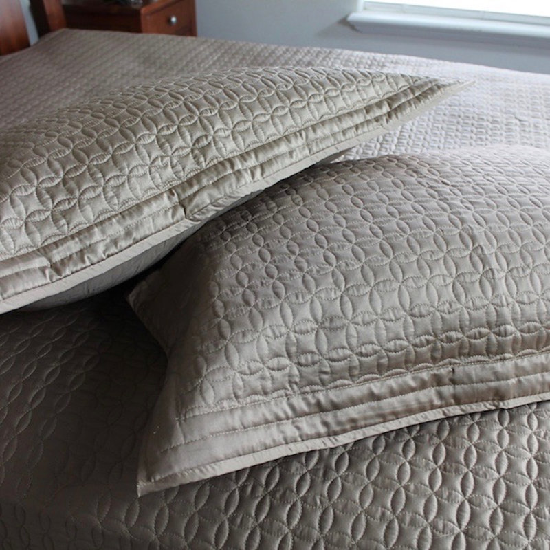 Polyester Geometric Shapes Quilt, Full/Queen Quilt + 2 Standard Shams, Latte