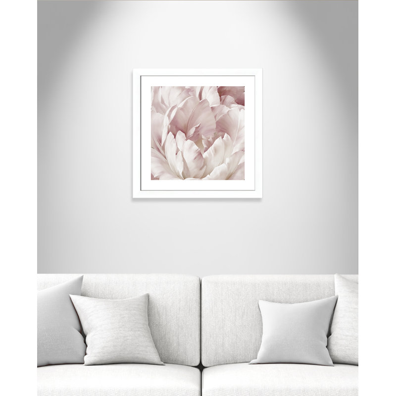 Intime rosé III - peinture encadrée, H 25 po x l 25 po x P 1,25 po, Blanc