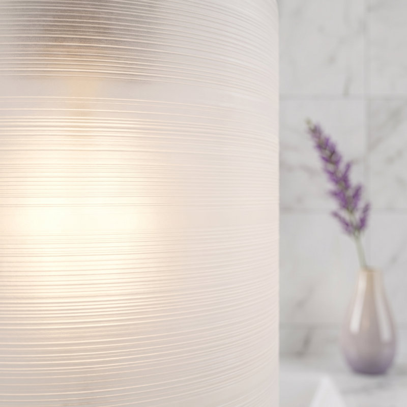 Applique murale moderne de salle de bain noire à 4 lumières, 24 pouces, avec abat-jour en verre dépoli blanc laiteux