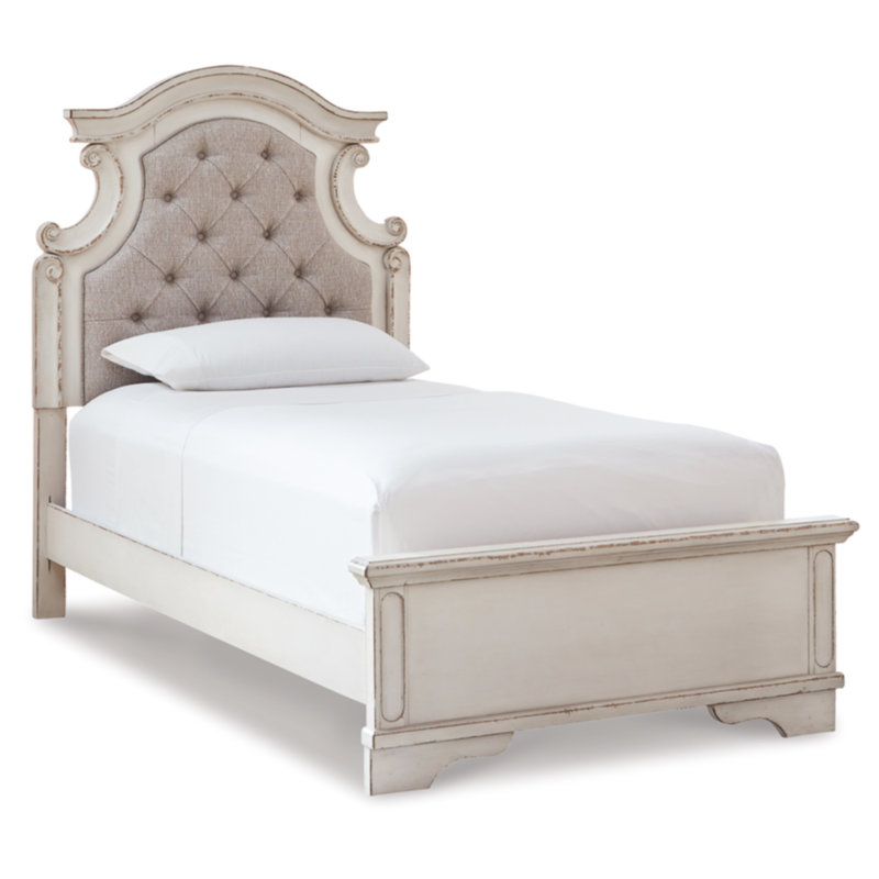 Mohn Upholstered Scalloped Bed, Twin