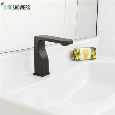 Modern Single Hole Sink Faucet with Swivel Spout in Matte Black Finish