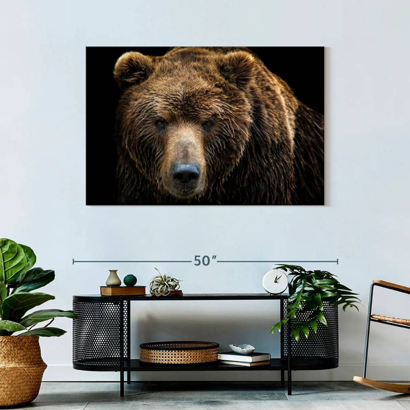 Ours brun extrême-oriental sur toile, H 30 po x l 45 po x P 1,25 po