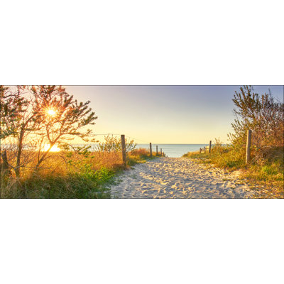 To the Beach I GLA2563