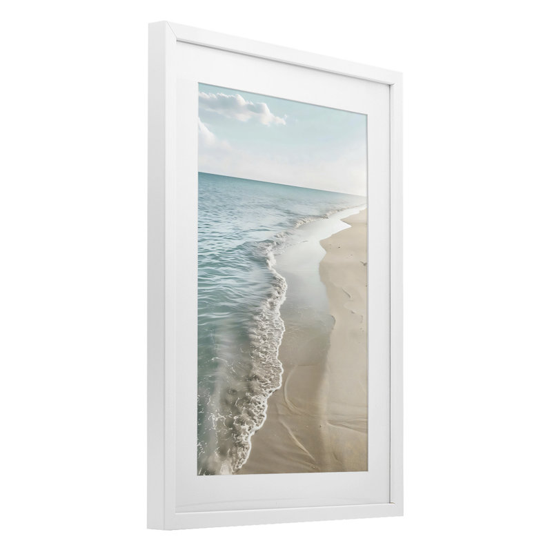 «Vast Shoreline Into Distance», reproduction encadrée sous verre, design by Creative Studio, H 20 po x l 14 po