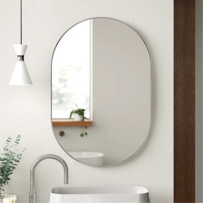 Miroir mural ovale en métal argenté de 20 po x 28 po avec verre de 4 mm de diamètre, cadre en alliage d'aluminium, protection incassable, crochets et manuel d'installation livrés, idéal pour les intérieurs contemporains