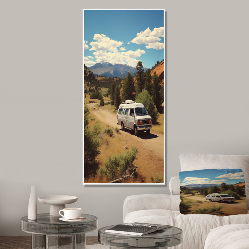 Explorers Haven Camping Travel Adventure II - Art mural de voyage en camping, Cadre flottant blanc, 32" H x 24" W