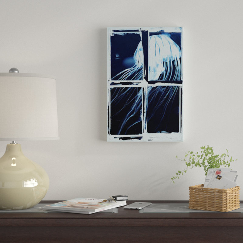 « indigo jellyfish square », impression sur toile, H 12 po x l 8 po x P 0,75 po, Toile tendue, Pas de tapis