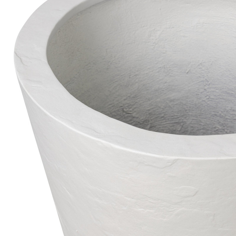 Suvi Concrete Planter, 22" H x 22" W x 22" D